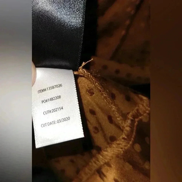 Torrid 
Copper Dotted Jacquard Self Tie Trench jacket - Picture 11 of 15